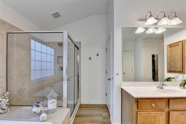 5932 Peacock Lane, Hoschton, GA 30548