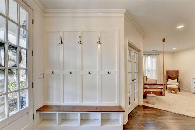 5932 Peacock Lane, Hoschton, GA 30548