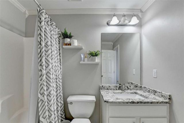 5932 Peacock Lane, Hoschton, GA 30548