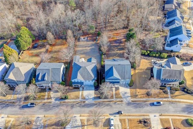 5932 Peacock Lane, Hoschton, GA 30548