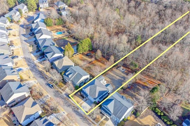 5932 Peacock Lane, Hoschton, GA 30548