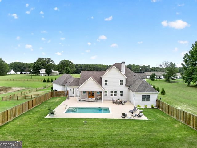 124 John C Hunter Road, Sharpsburg, GA 30277