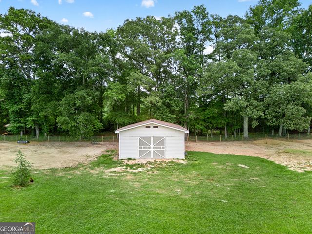124 John C Hunter Road, Sharpsburg, GA 30277