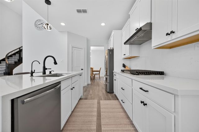 2114 Cool Greens Street, Richmond, TX 77406