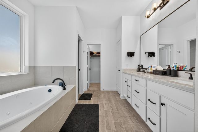 2114 Cool Greens Street, Richmond, TX 77406