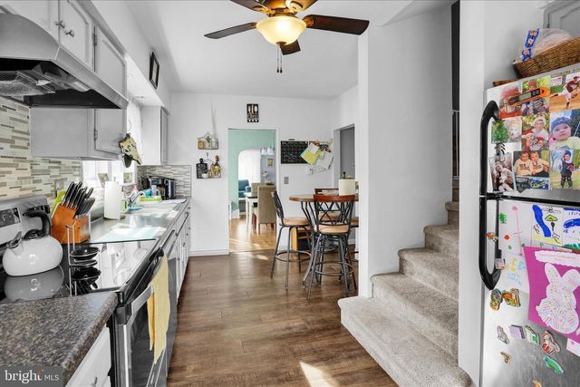 1506 MOUNT HOPE AVE, Pottsville, PA 17901