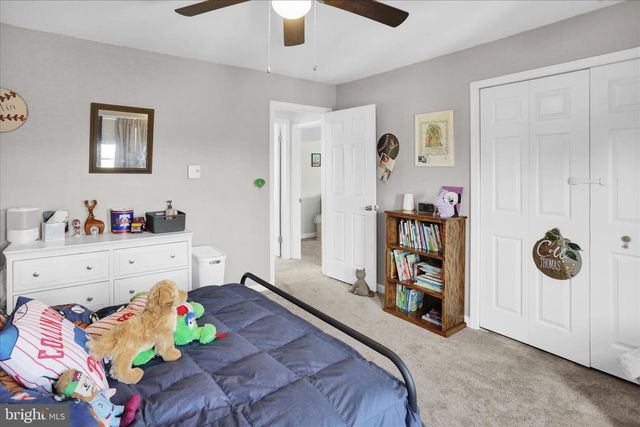 1506 MOUNT HOPE AVE, Pottsville, PA 17901