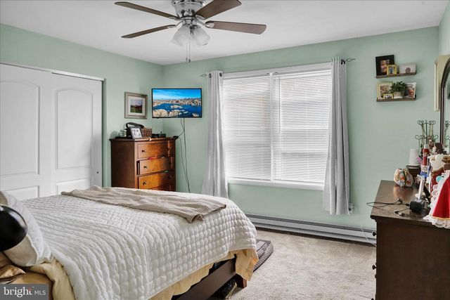 1506 MOUNT HOPE AVE, Pottsville, PA 17901