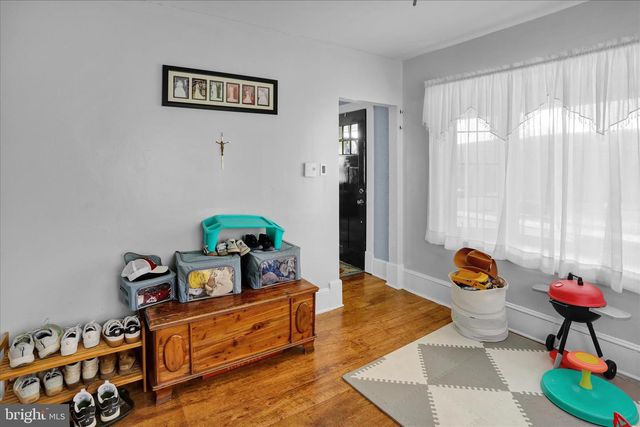 1506 MOUNT HOPE AVE, Pottsville, PA 17901