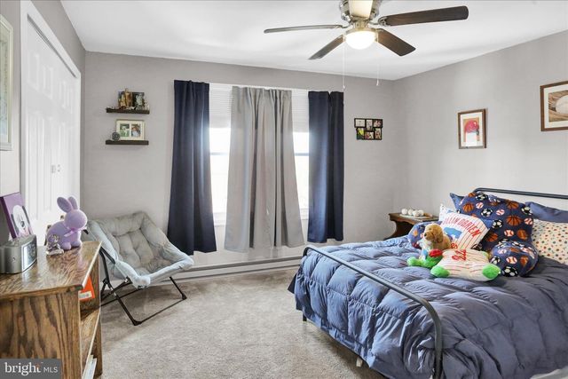 1506 MOUNT HOPE AVE, Pottsville, PA 17901