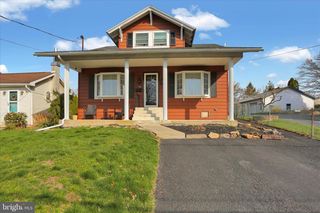 1506 MOUNT HOPE AVE, Pottsville, PA 17901