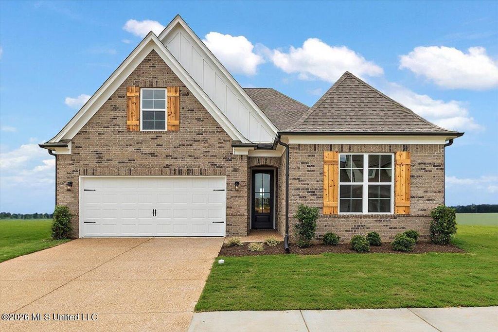 957 Coahoma Court, Nesbit, MS 38651 — exterior