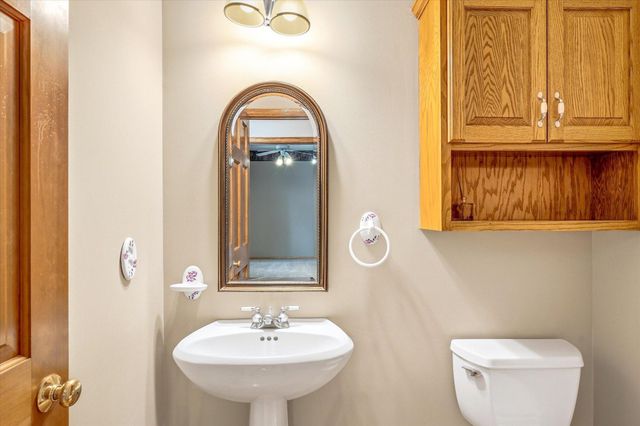 18045 39th Place N, Plymouth, MN 55446