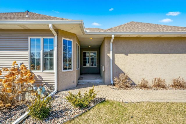 18045 39th Place N, Plymouth, MN 55446