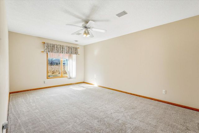 18045 39th Place N, Plymouth, MN 55446