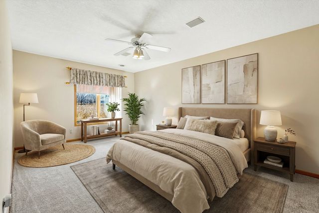 18045 39th Place N, Plymouth, MN 55446