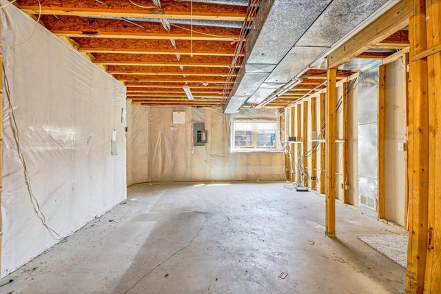 18045 39th Place N, Plymouth, MN 55446