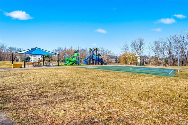 18045 39th Place N, Plymouth, MN 55446