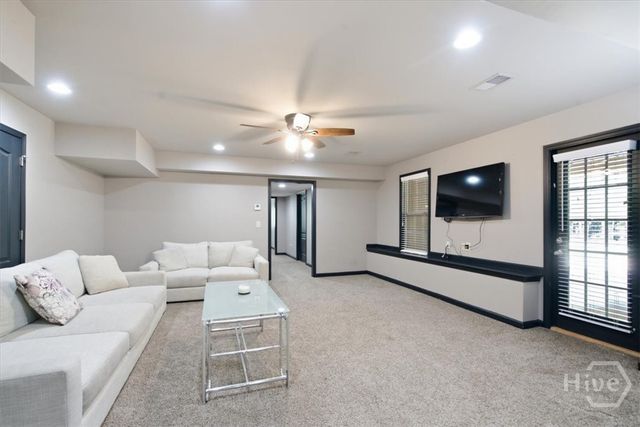 303 Vantage Drive, Jefferson, GA 30549