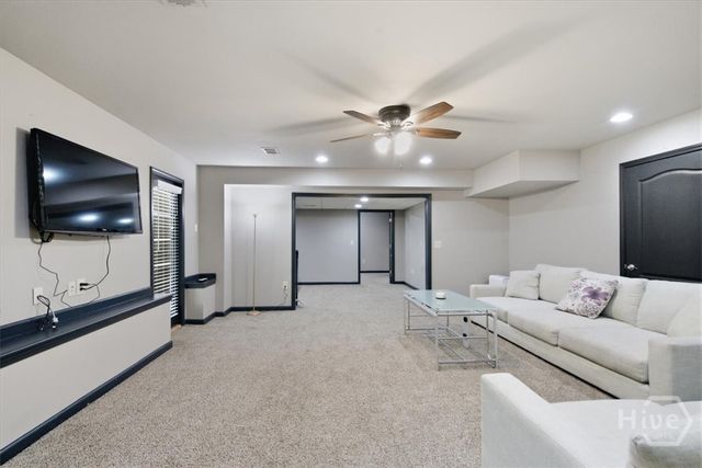 303 Vantage Drive, Jefferson, GA 30549