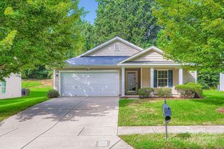 1305 Lauren Village Drive, Charlotte, NC 28213