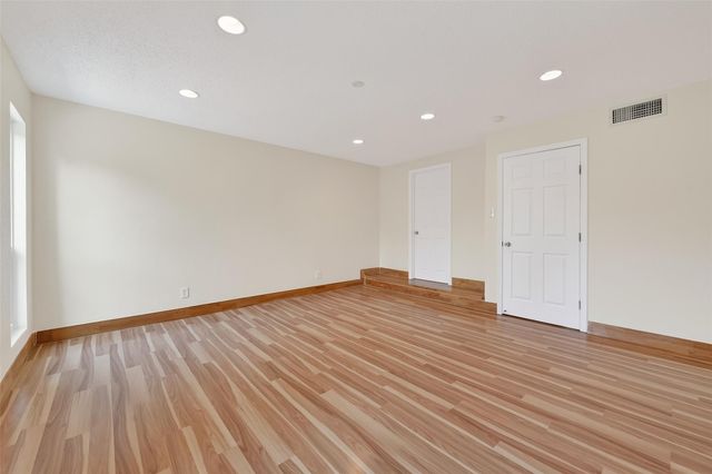 16117 Singapore Lane, Jersey Village, TX 77040