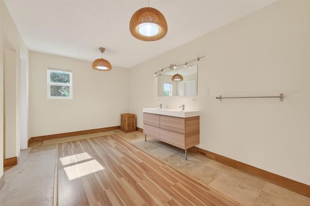 16117 Singapore Lane, Jersey Village, TX 77040