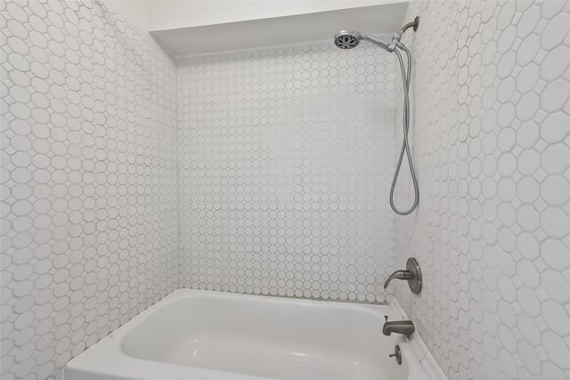 16117 Singapore Lane, Jersey Village, TX 77040