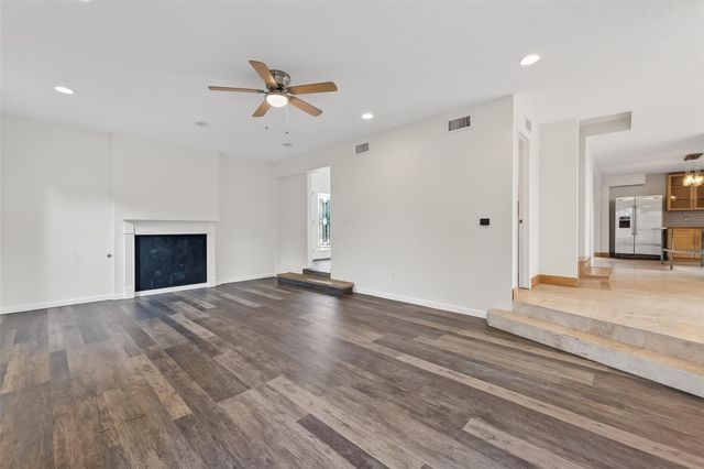 16117 Singapore Lane, Jersey Village, TX 77040