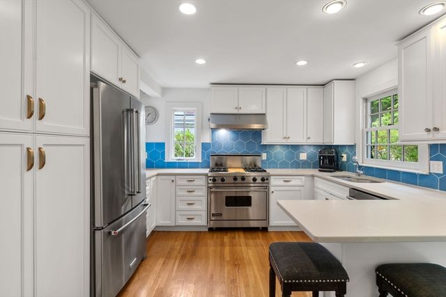 26 Berkshire Road, Newton, MA 02460