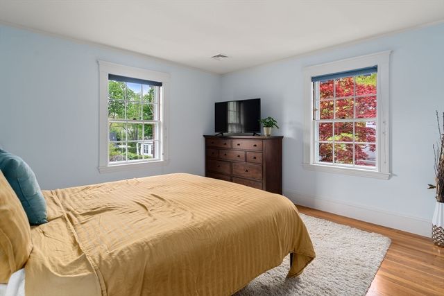 26 Berkshire Road, Newton, MA 02460