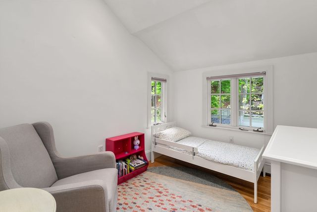 26 Berkshire Road, Newton, MA 02460