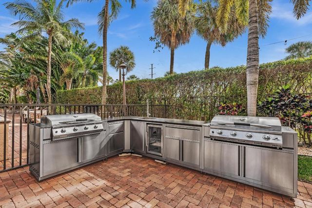 616 Clearwater Park Road 508, West Palm Beach, FL 33401