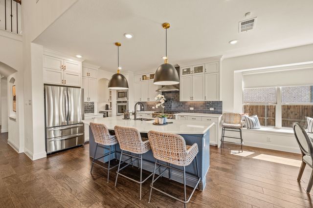 11625 Slumber Falls Drive, Flower Mound, TX 76226
