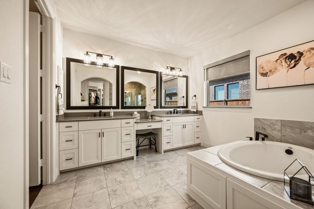 11625 Slumber Falls Drive, Flower Mound, TX 76226