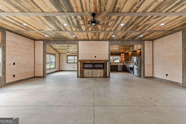 2954 Sugar Creek Road, Blue Ridge, GA 30513