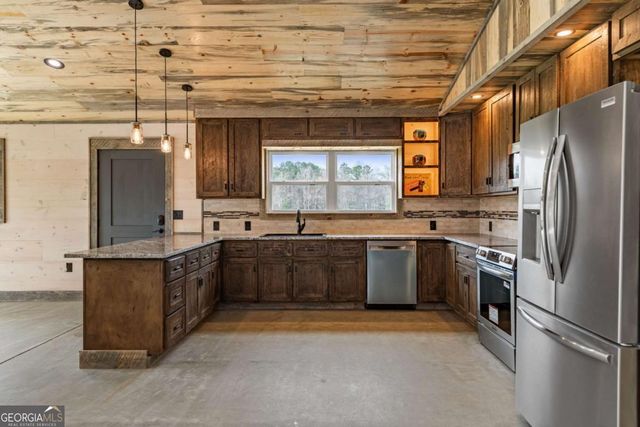 2954 Sugar Creek Road, Blue Ridge, GA 30513