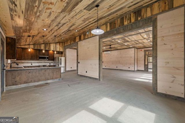 2954 Sugar Creek Road, Blue Ridge, GA 30513