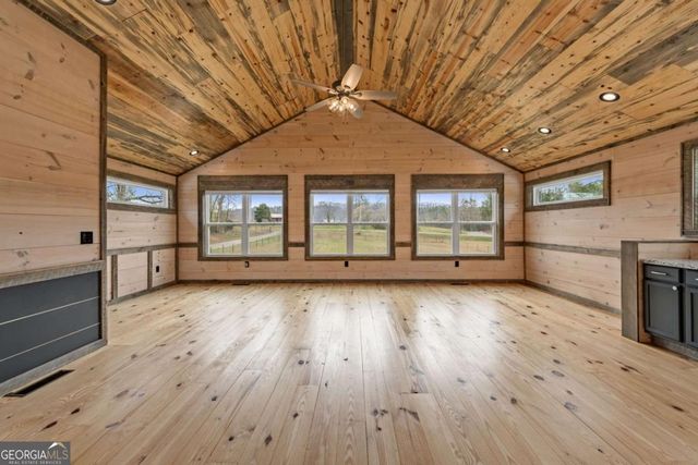 2954 Sugar Creek Road, Blue Ridge, GA 30513