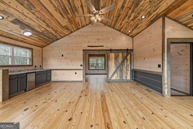 2954 Sugar Creek Road, Blue Ridge, GA 30513