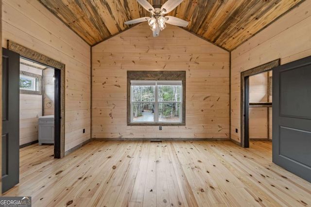 2954 Sugar Creek Road, Blue Ridge, GA 30513