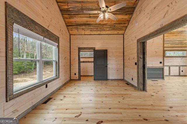 2954 Sugar Creek Road, Blue Ridge, GA 30513