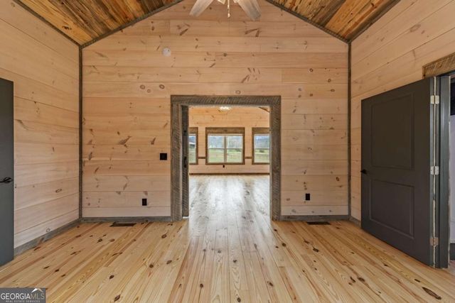 2954 Sugar Creek Road, Blue Ridge, GA 30513
