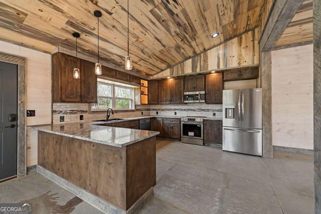 2954 Sugar Creek Road, Blue Ridge, GA 30513