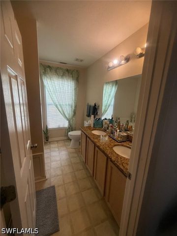 199 Leawood CIR, Naples, FL 34104