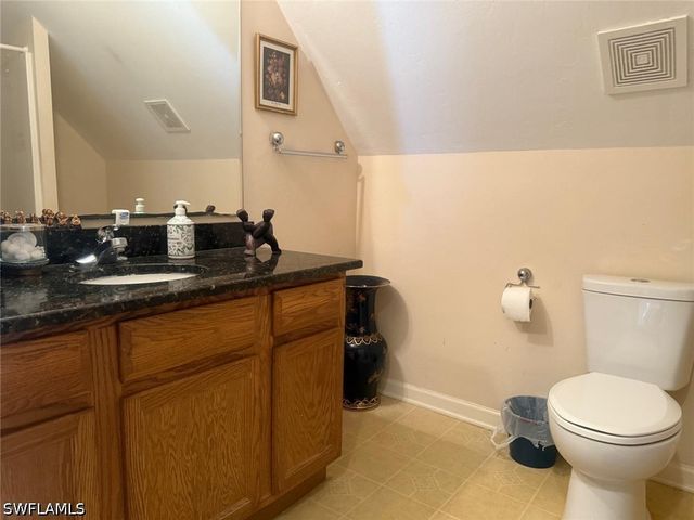 199 Leawood CIR, Naples, FL 34104