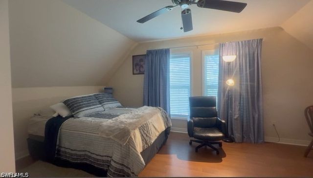 199 Leawood CIR, Naples, FL 34104