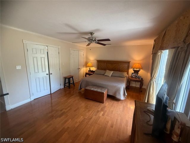 199 Leawood CIR, Naples, FL 34104