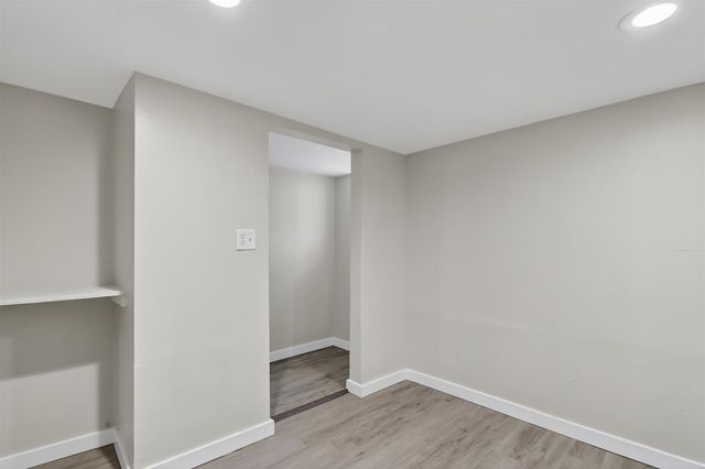 15661 State Street, South Holland, IL 60473