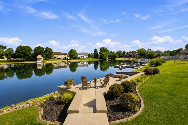 611 Edgewater Drive, Minooka, IL 60447